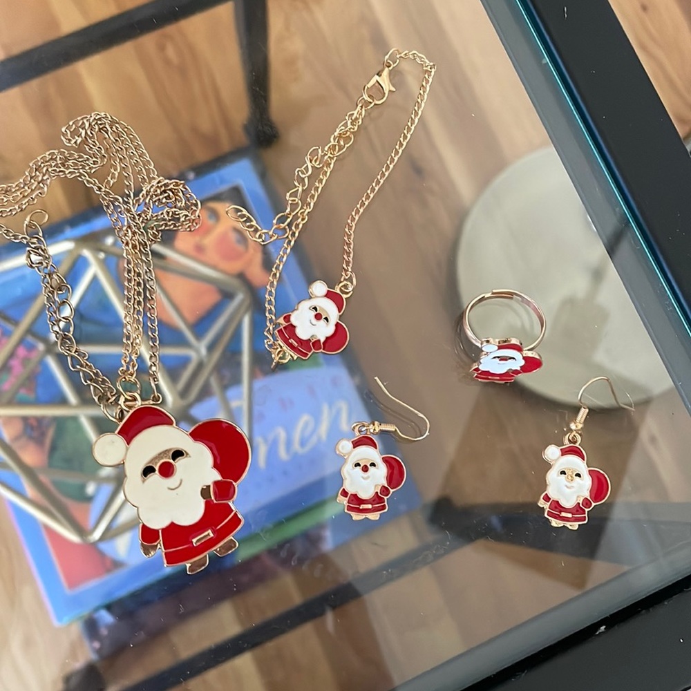 Santa Jewelry Set